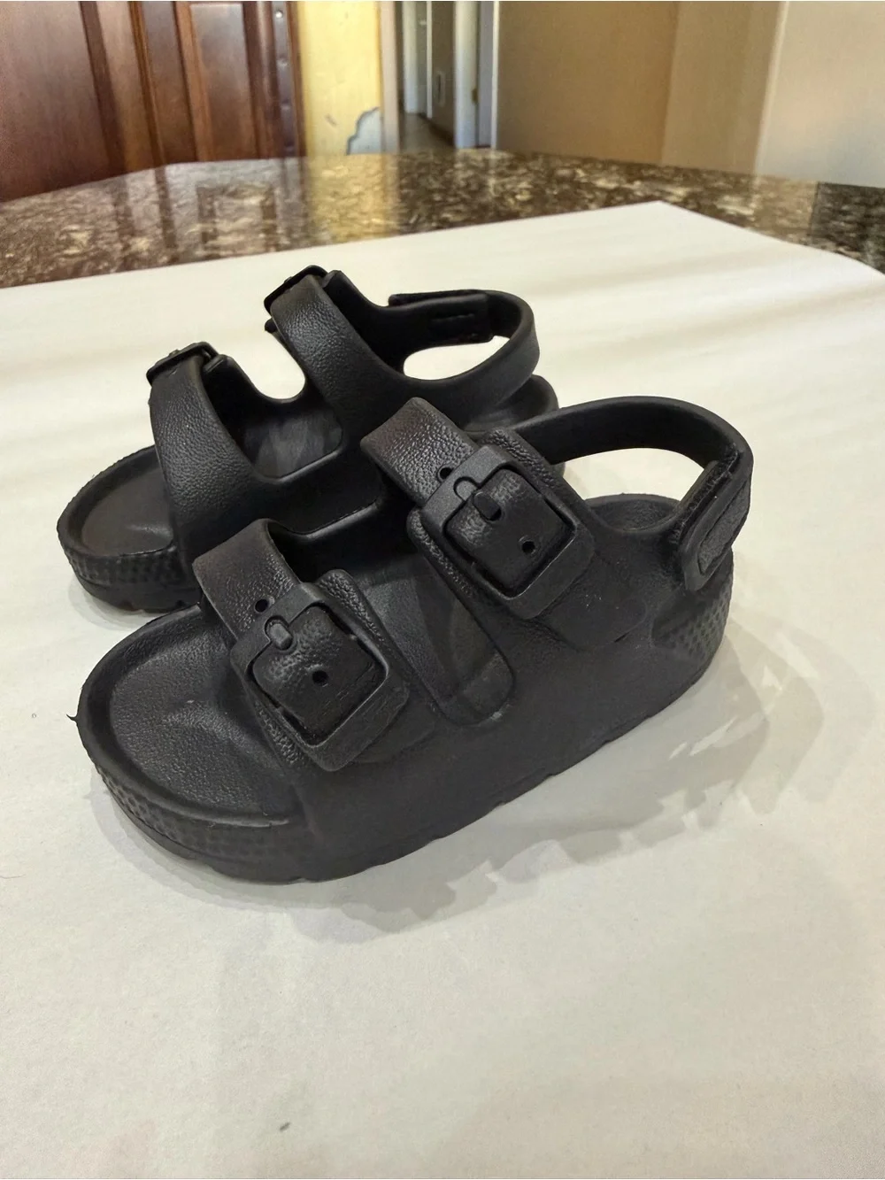 Kids Black Double-Strap Sandals Size 5